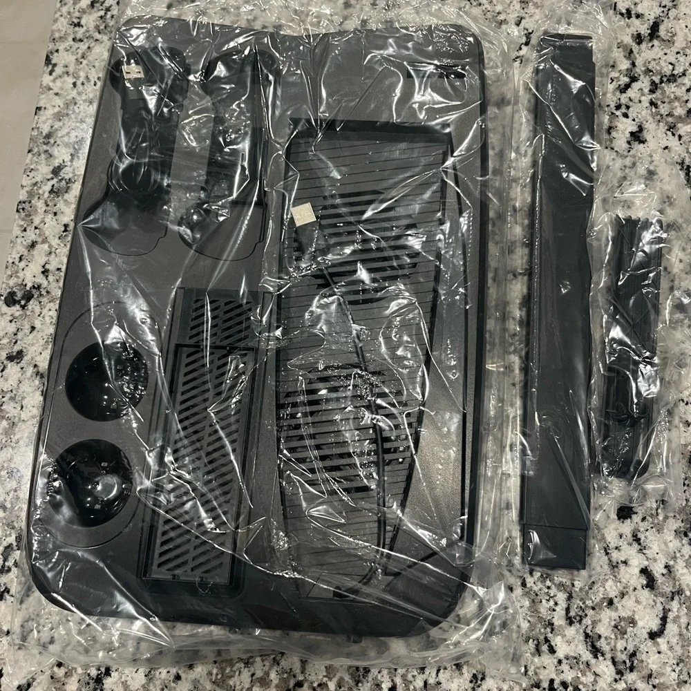 Multi-Function Charging Stand with Cooling Fan for PS5 - Black and White